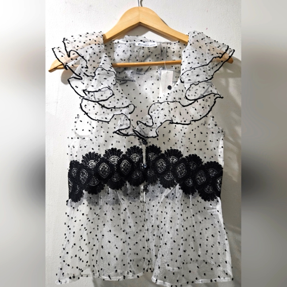 Black and White Ruffle Top